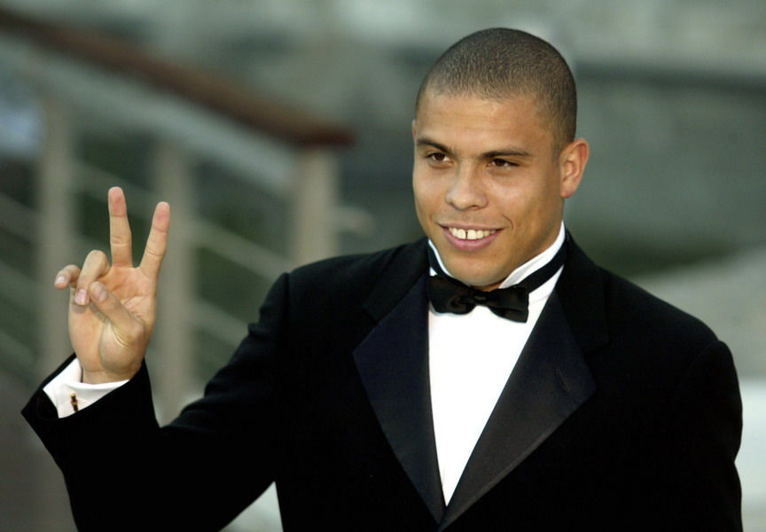 弱小足协的 弱小足协的