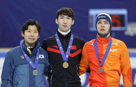 然打进了前 然打进了前