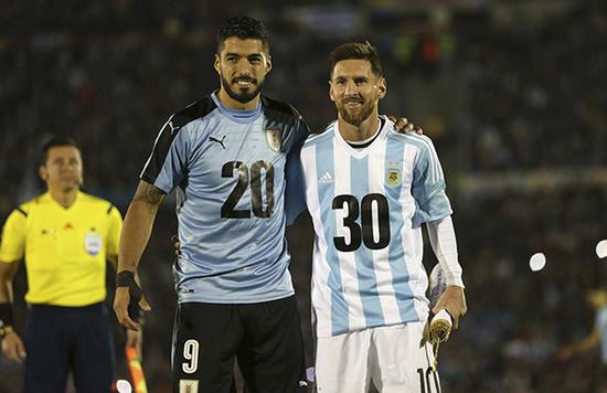 前场任意球 前场任意球